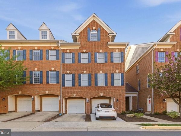 4609 HUMMINGBIRD LANE, Unit 106, FAIRFAX, VA 22033