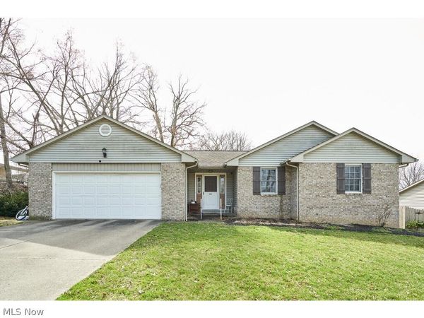 183 Mccadden Avenue NE, Massillon, OH 44646