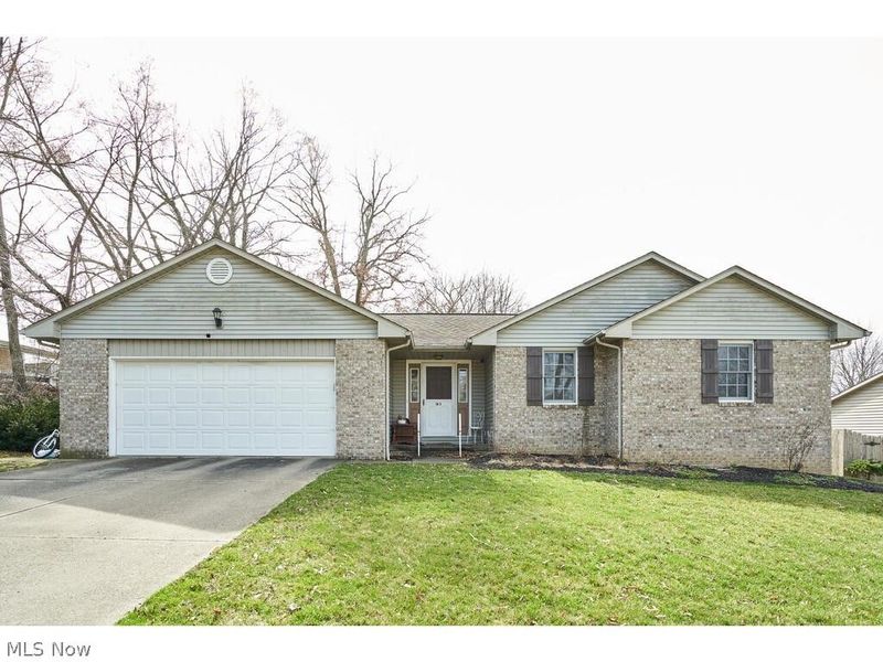 183 Mccadden Avenue NE, Massillon, OH 44646 Photo 1