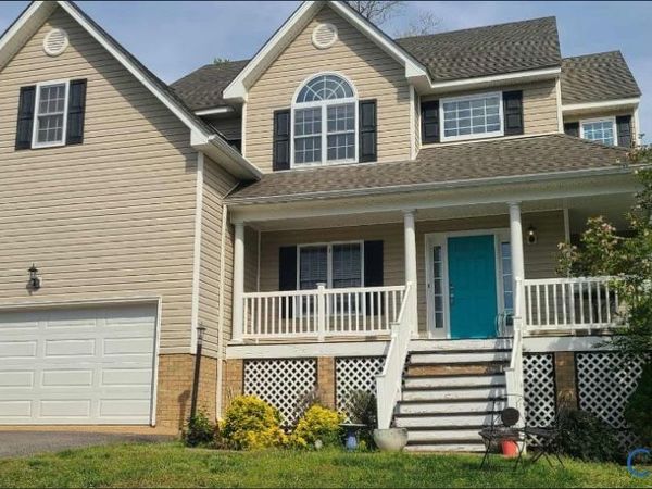 5707 Hereld Green Drive, Chester, VA 23832