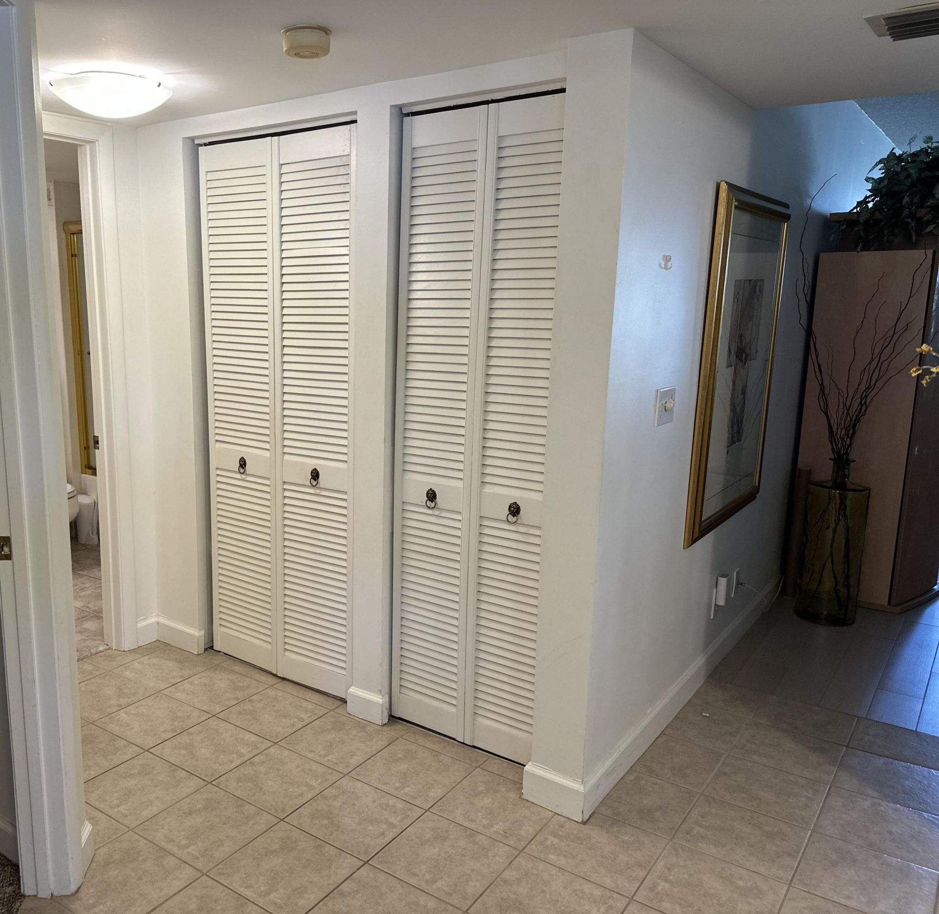 3138 Via Poinciana, Unit 114, Lake Worth, FL 33467 Photo