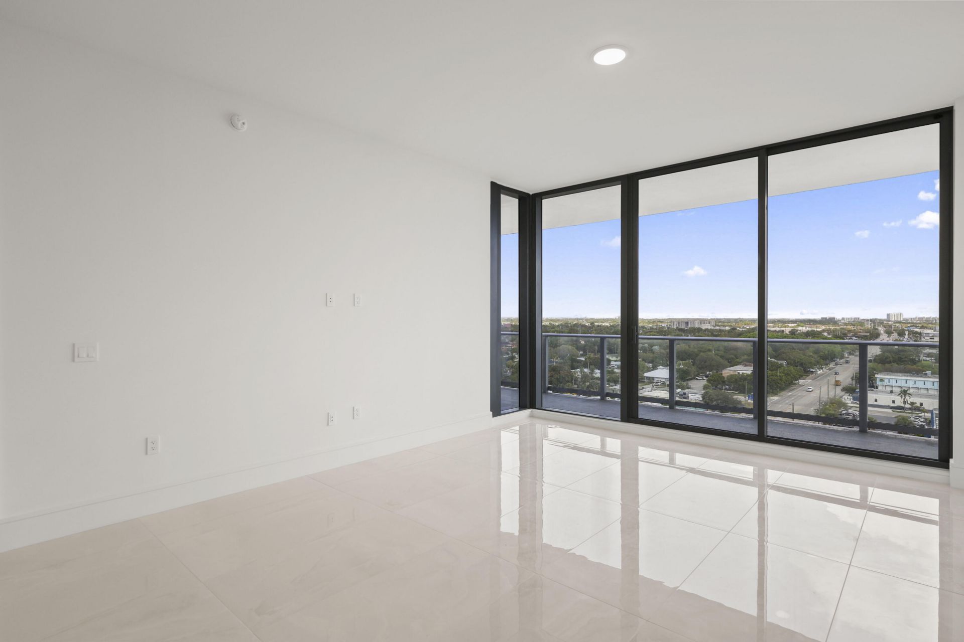 220 Lake Shore Drive, Unit 1121, Lake Park, FL 33403 Photo