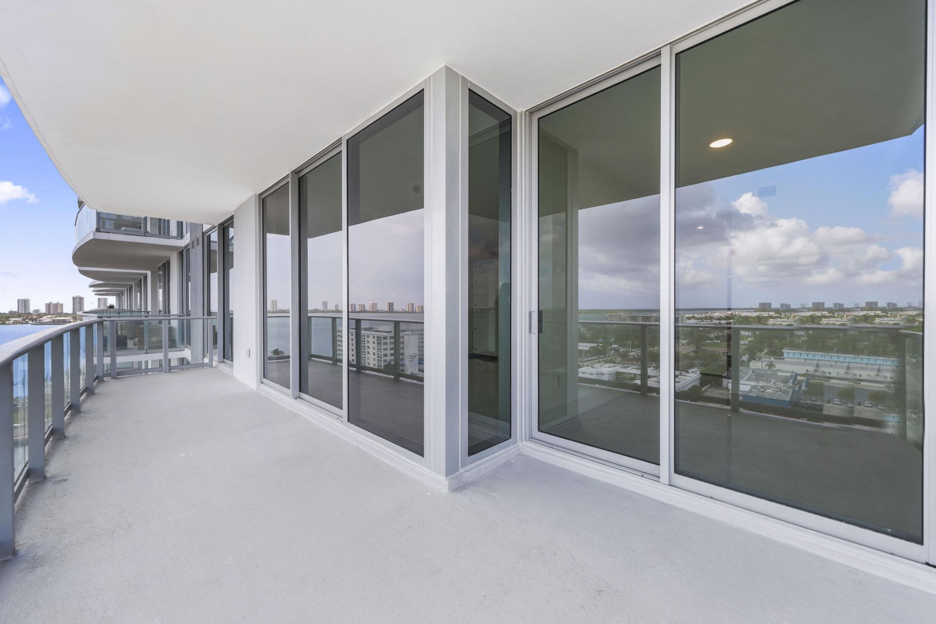 220 Lake Shore Drive, Unit 1121, Lake Park, FL 33403 Photo