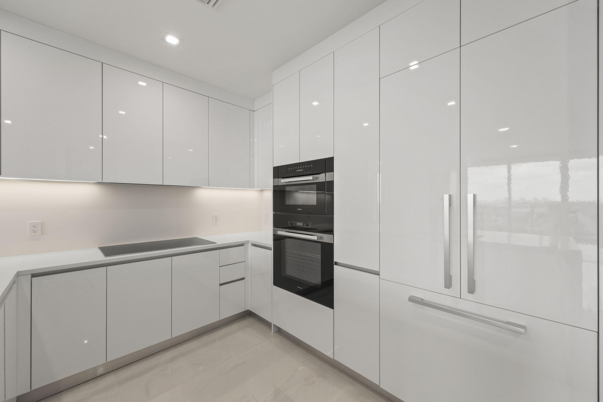 220 Lake Shore Drive, Unit 1121, Lake Park, FL 33403 Photo