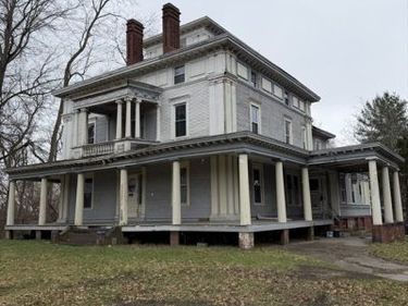 1030 Worthington St, Springfield, MA 01109