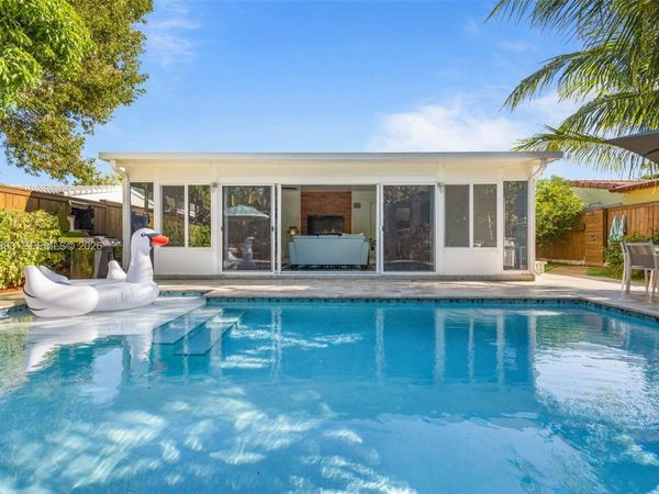 201 NE 16th Ct, Fort Lauderdale, FL 33305