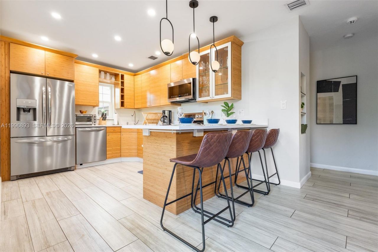 201 NE 16th Ct, Fort Lauderdale, FL 33305 Photo