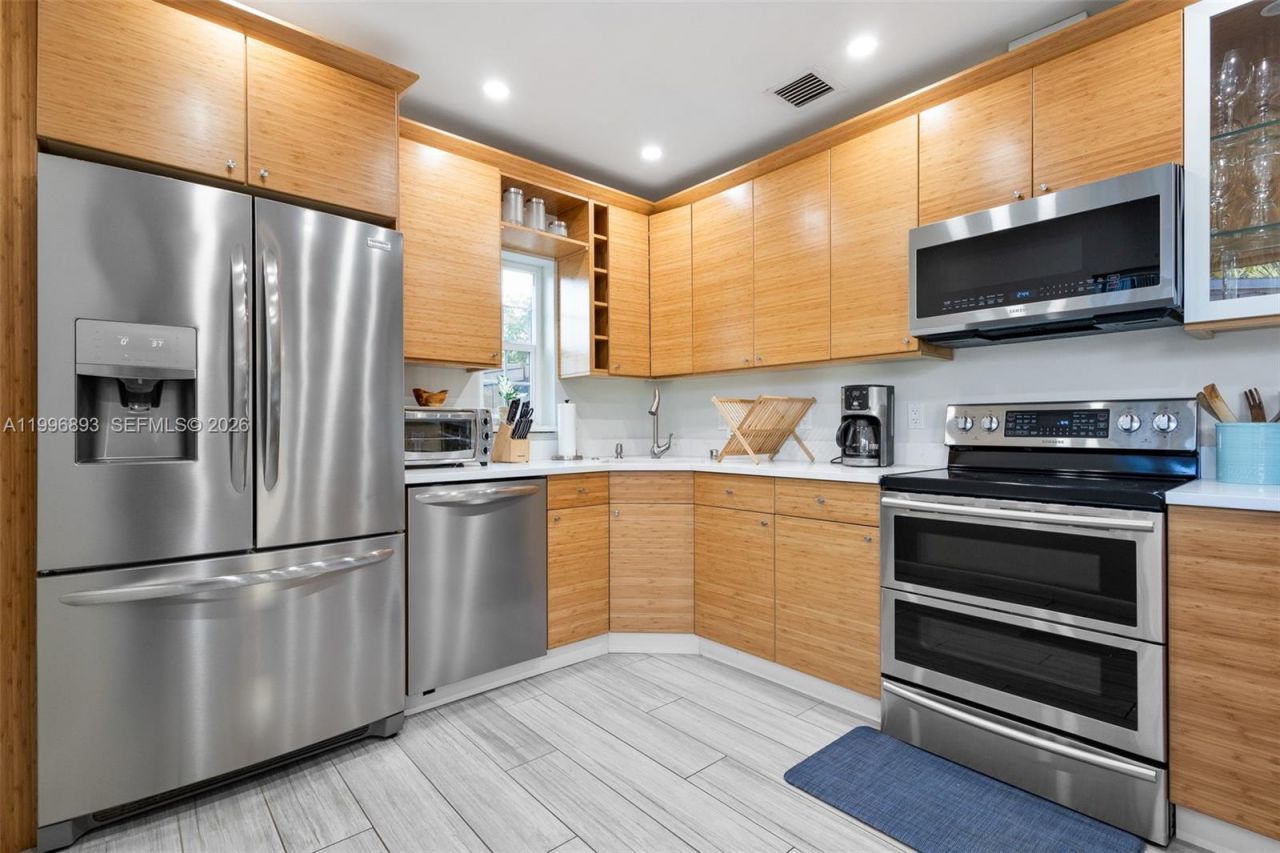 201 NE 16th Ct, Fort Lauderdale, FL 33305 Photo