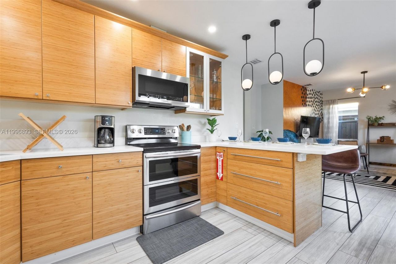 201 NE 16th Ct, Fort Lauderdale, FL 33305 Photo