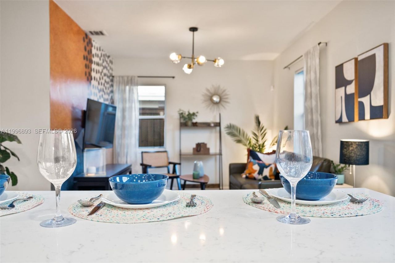 201 NE 16th Ct, Fort Lauderdale, FL 33305 Photo