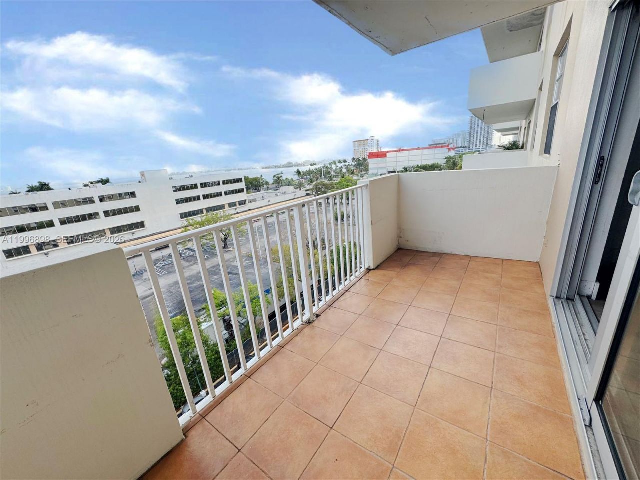 1455 N Treasure Dr, Unit 7B, North Bay Village, FL 33141 Photo