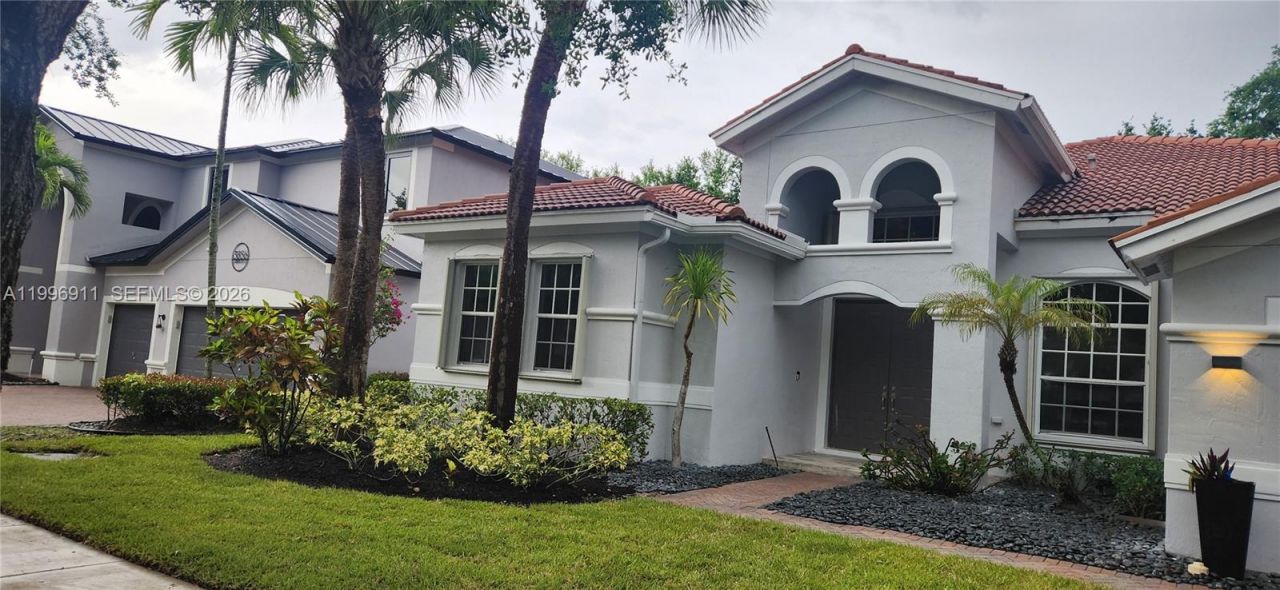 3870 E Hibiscus St, Weston, FL 33332 Photo