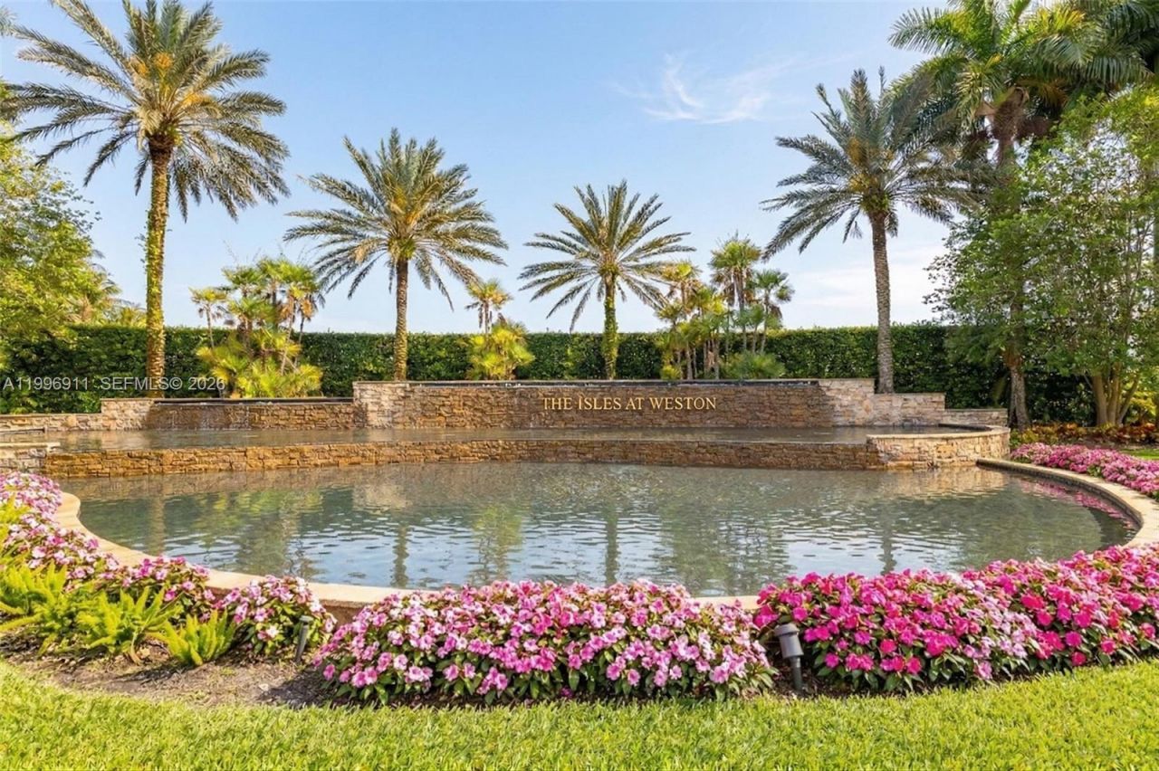 3870 E Hibiscus St, Weston, FL 33332 Photo