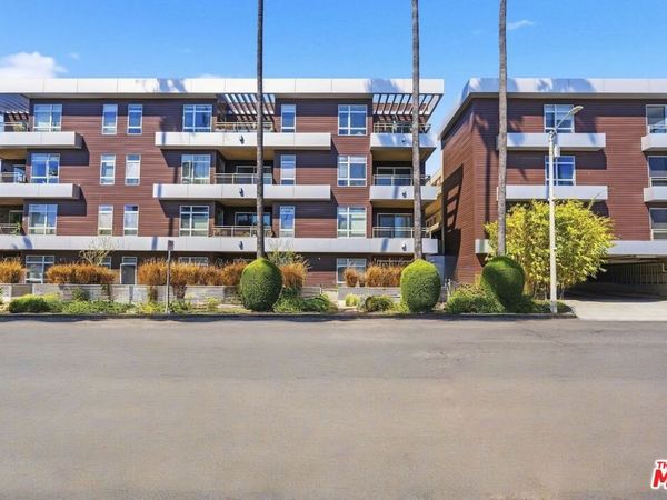 6001 Carlton Way, Unit 303, Los Angeles, CA 90028