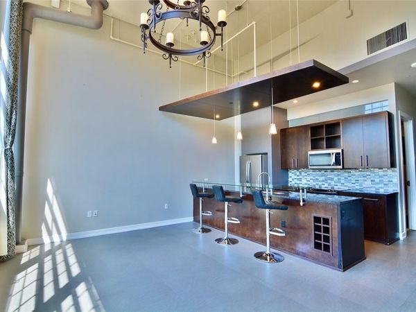 2600 W 7th Street, Unit 2820, Fort Worth, TX 76107