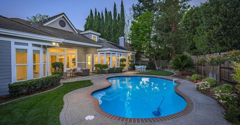 3309 La Playa Dr, Davis, CA 95618 Photo