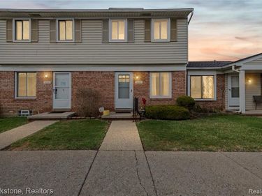 16369 Brittany Drive, Roseville, MI 48066