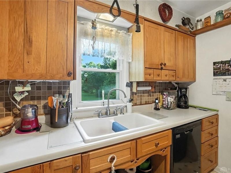 2064 Fairfield Pike, Springfield, OH 45502 Photo 14