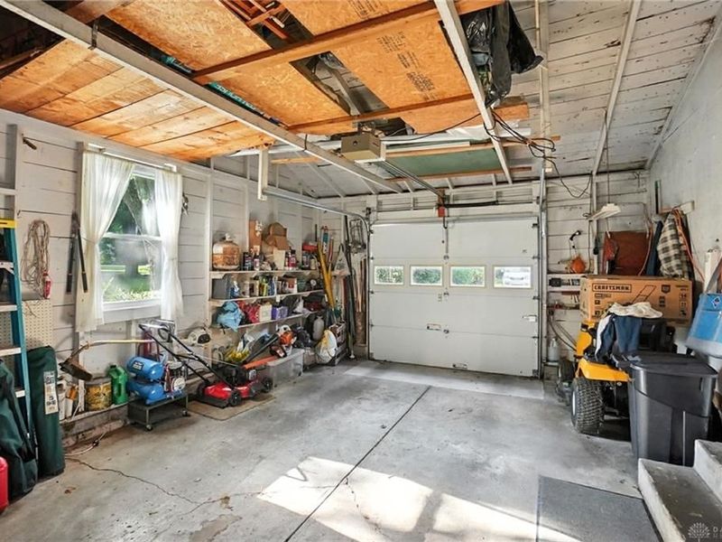 2064 Fairfield Pike, Springfield, OH 45502 Photo 27