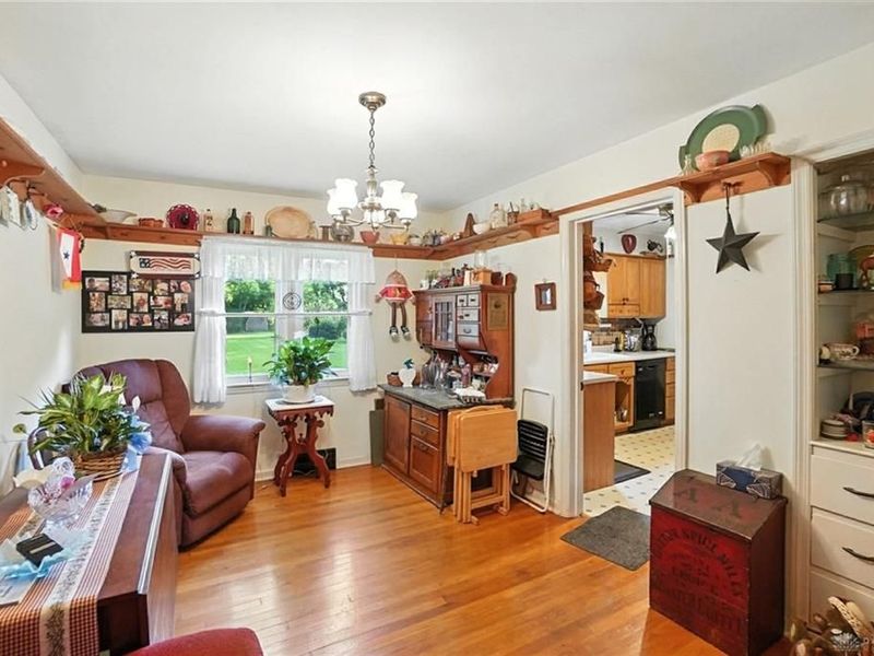 2064 Fairfield Pike, Springfield, OH 45502 Photo 9