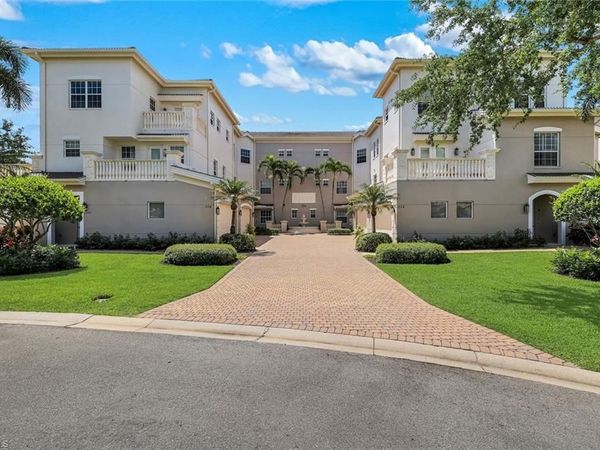 554 Avellino Isles CIR, Unit 101, NAPLES, FL 34119