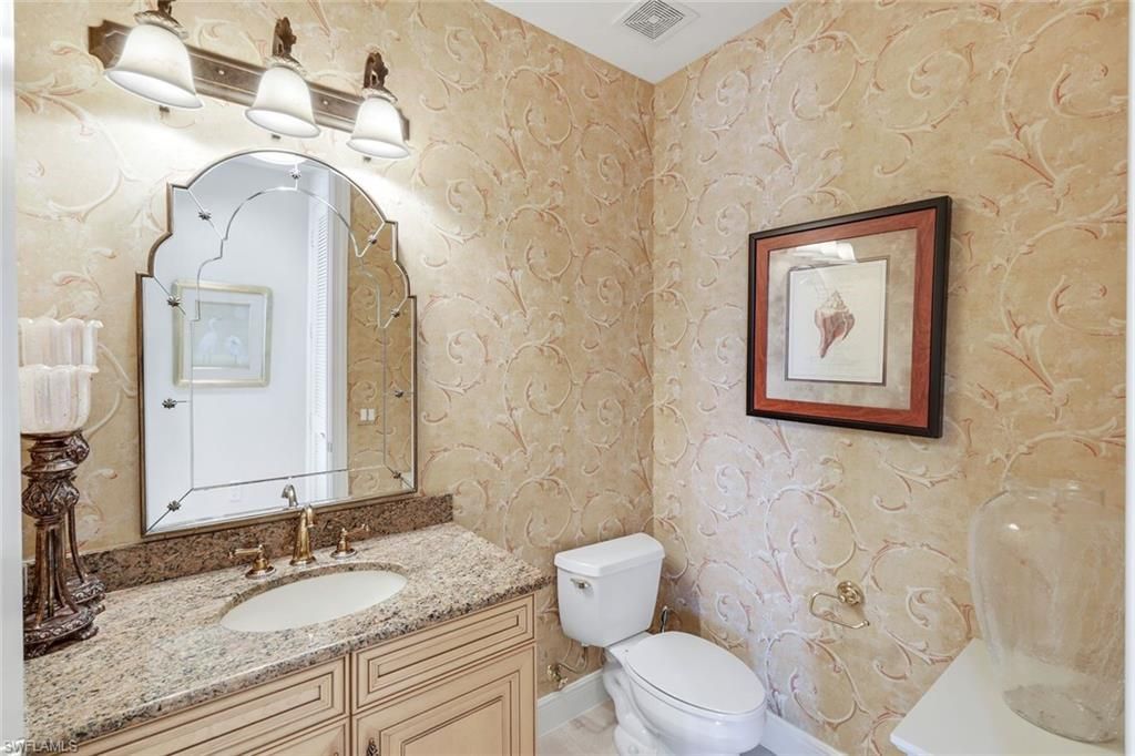 554 Avellino Isles Cir, Unit 101, Naples, FL 34119 Photo