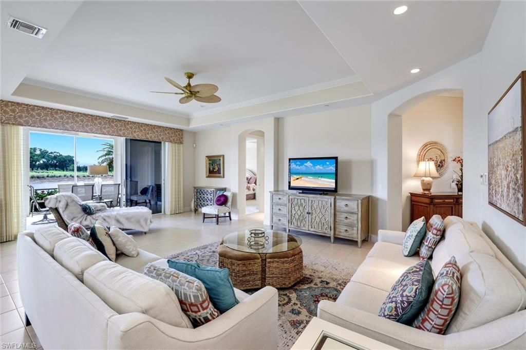 554 Avellino Isles Cir, Unit 101, Naples, FL 34119 Photo