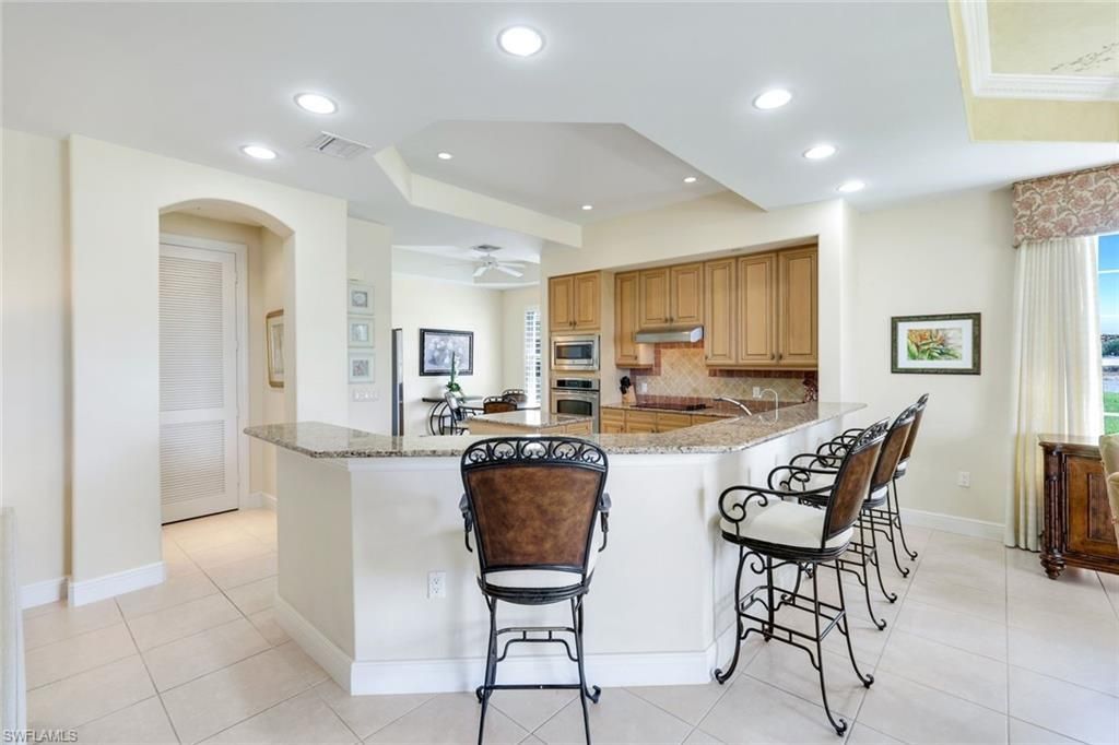 554 Avellino Isles Cir, Unit 101, Naples, FL 34119 Photo