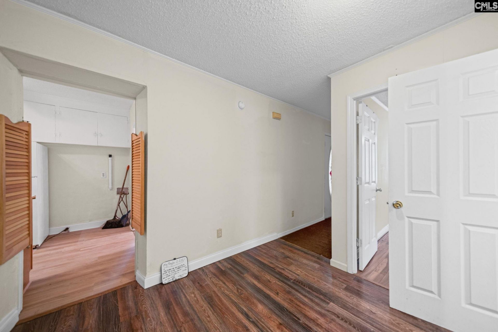 924 Stebondale Road  Photo 11