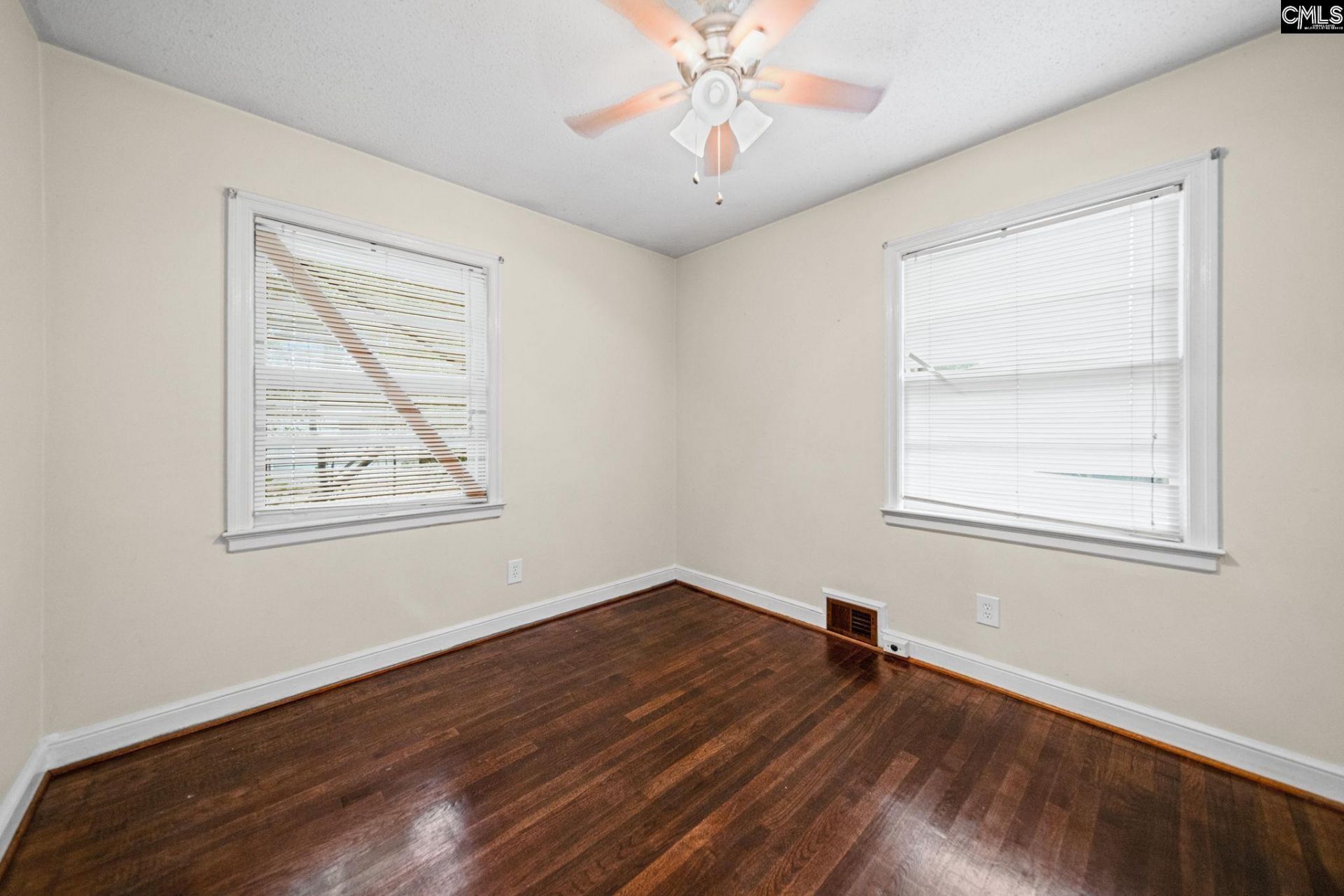 924 Stebondale Road  Photo 14