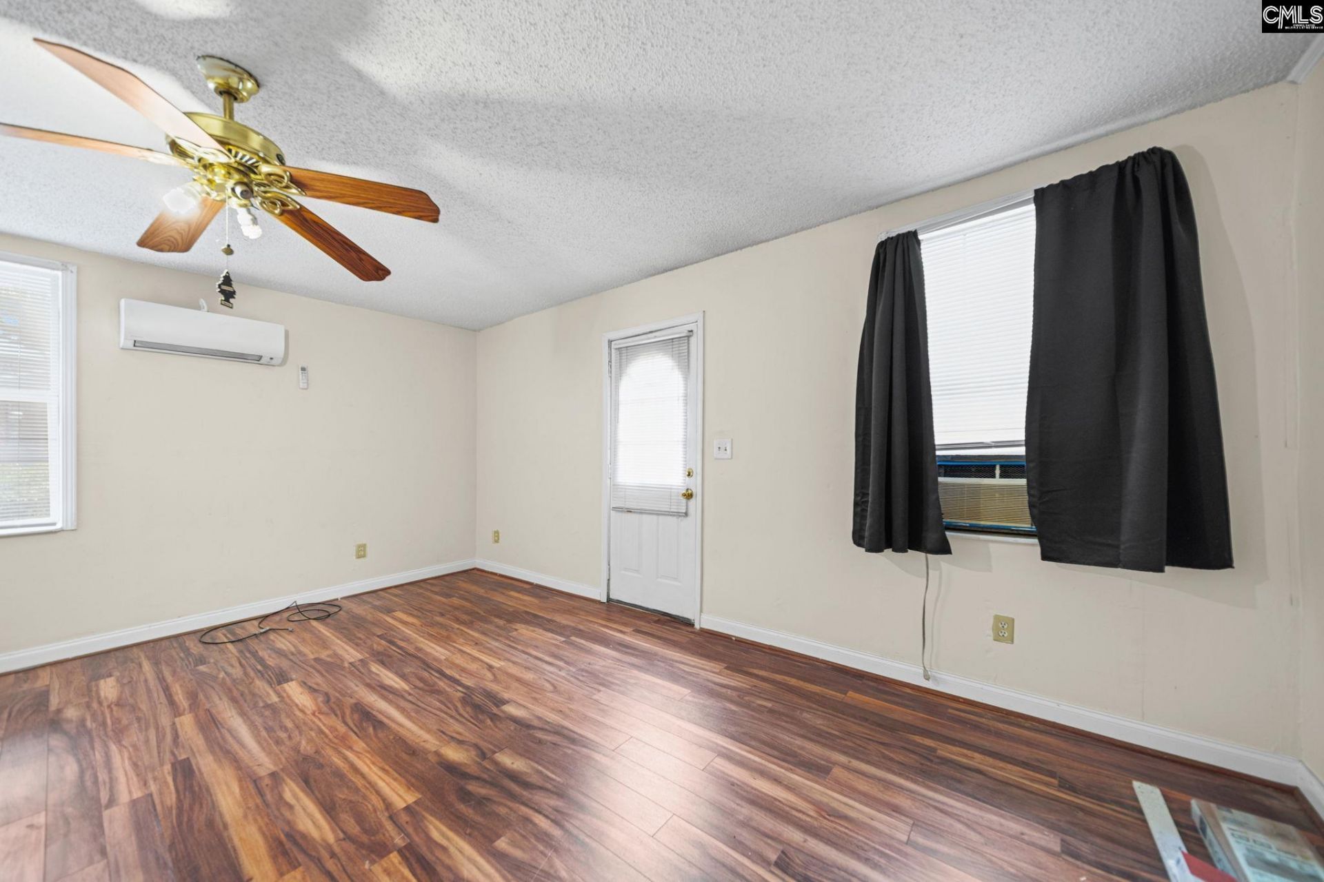 924 Stebondale Road  Photo 26