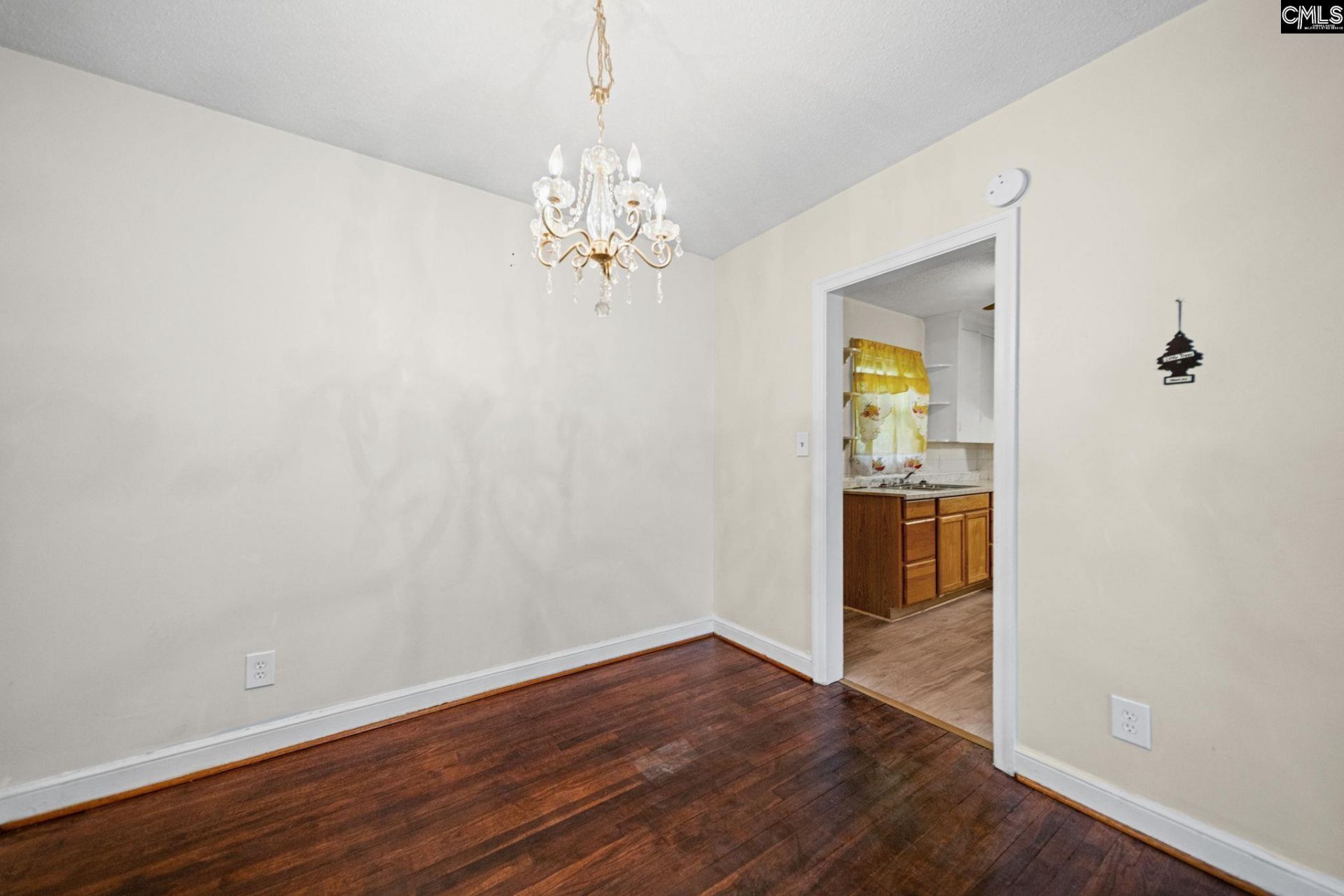 924 Stebondale Road  Photo 7