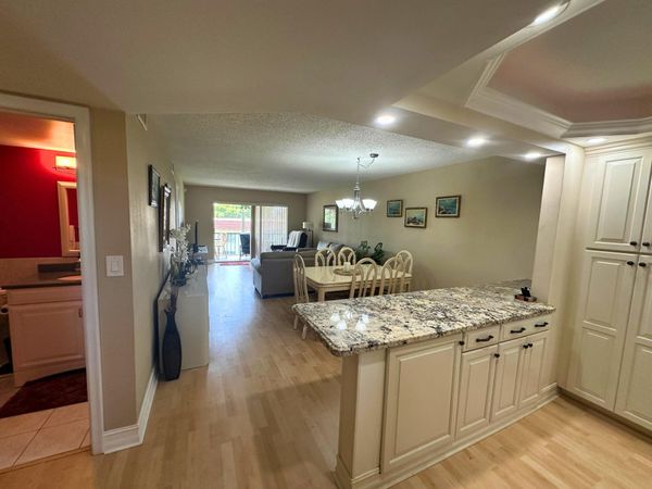 8921 S Hollybrook Boulevard, Unit 308, Pembroke Pines, FL 33025