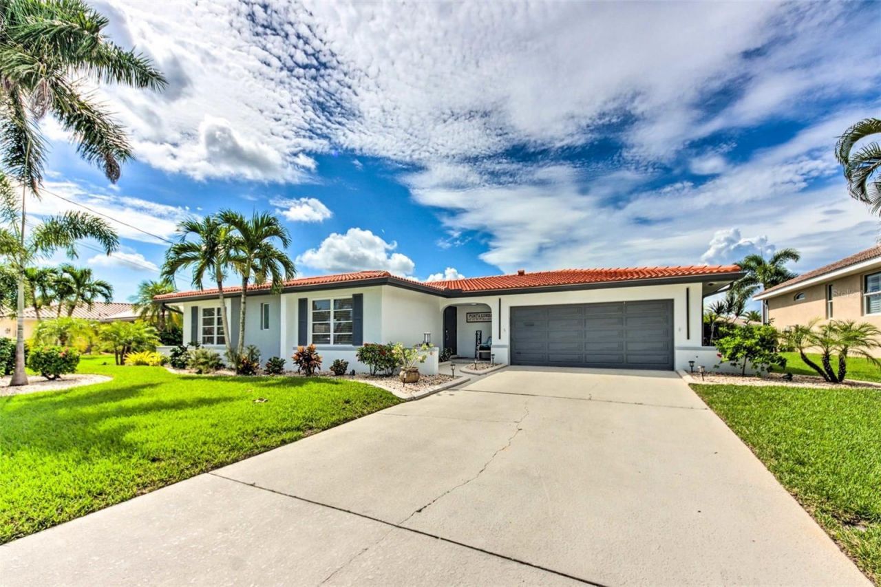463 Capri Isles Ct , Punta Gorda, FL 33950 Main Photo