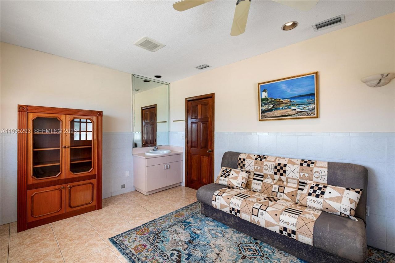 14021 SW 97th Ave , Miami, FL 33176 Photo