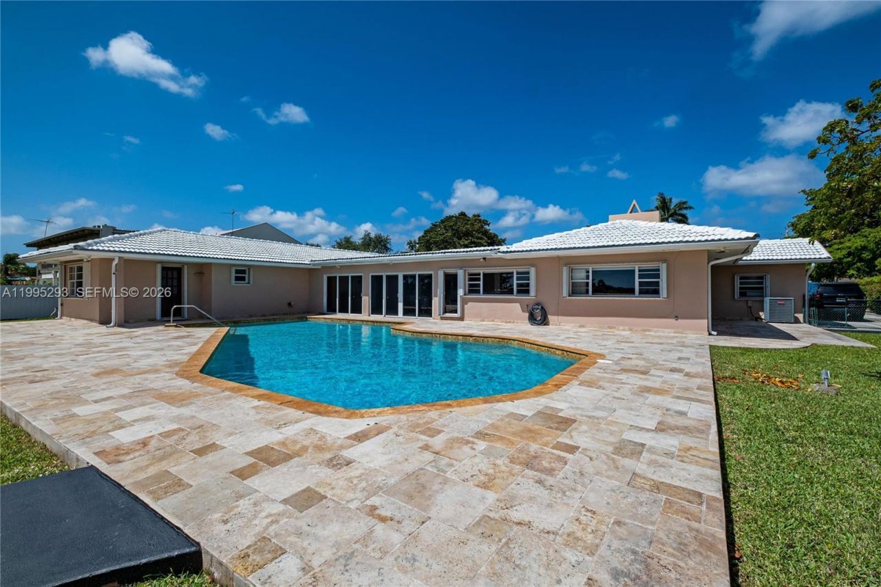 14021 SW 97th Ave , Miami, FL 33176 Photo