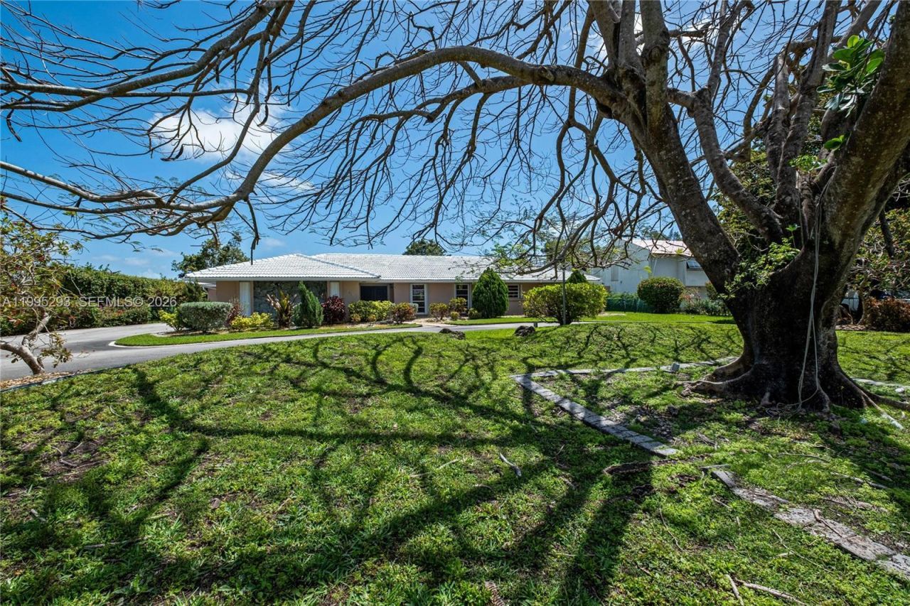 14021 SW 97th Ave , Miami, FL 33176 Photo