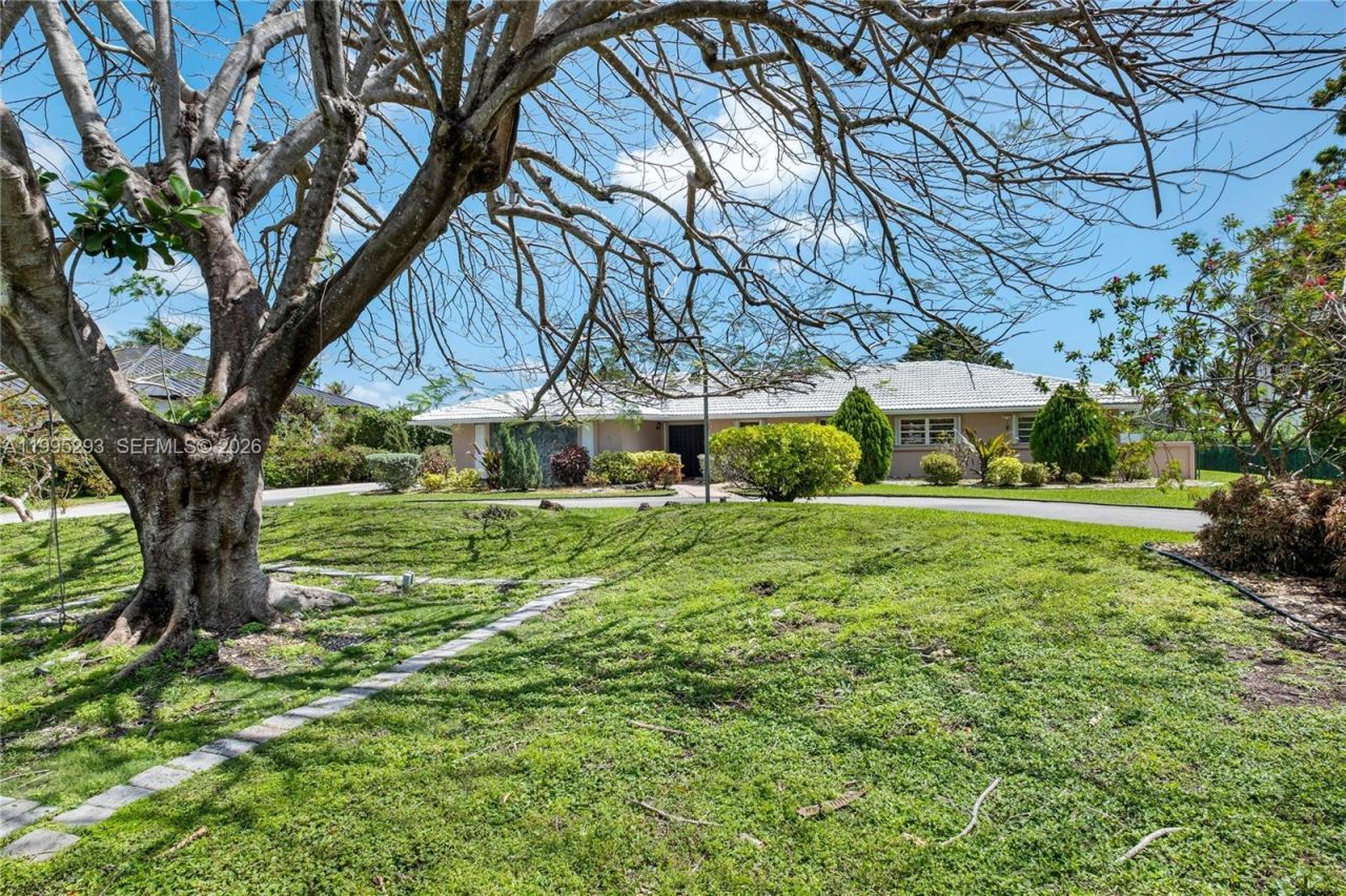 14021 SW 97th Ave , Miami, FL 33176 Photo