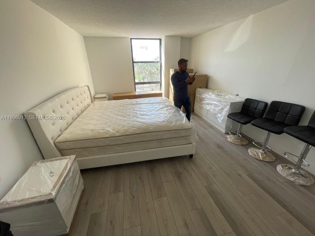 2350 NE 135th St , Unit 308, North Miami, FL 33181 Photo