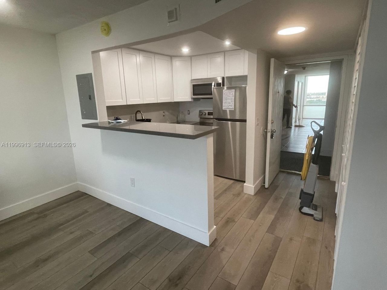 2350 NE 135th St , Unit 308, North Miami, FL 33181 Photo