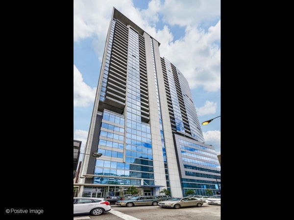303 W Ohio Street, Unit 1404, Chicago, IL 60654