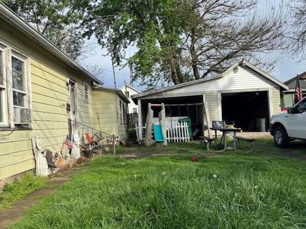 1037 Middle Street , Springfield, OH 45503