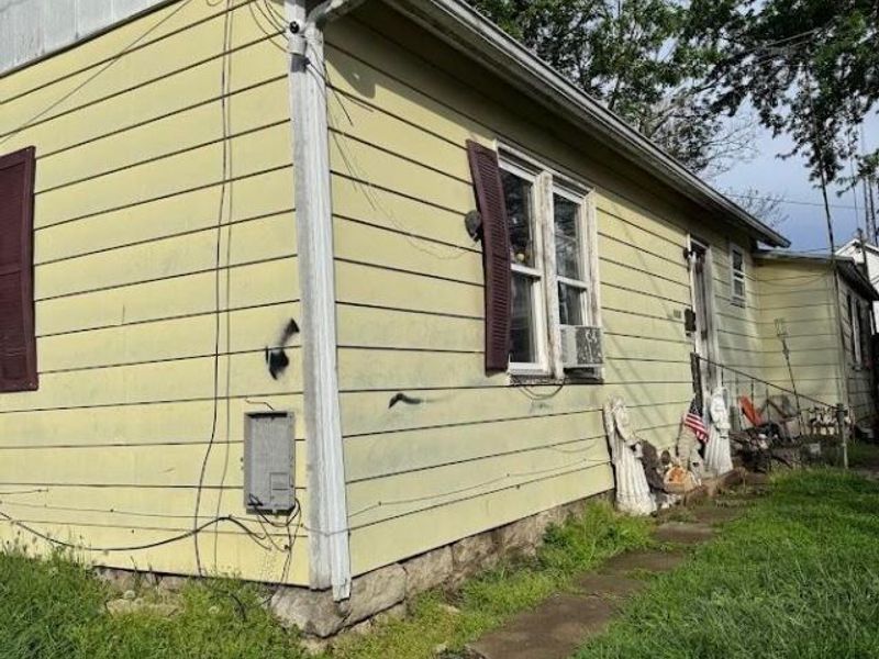 1037 Middle Street, Springfield, OH 45503 Photo 2