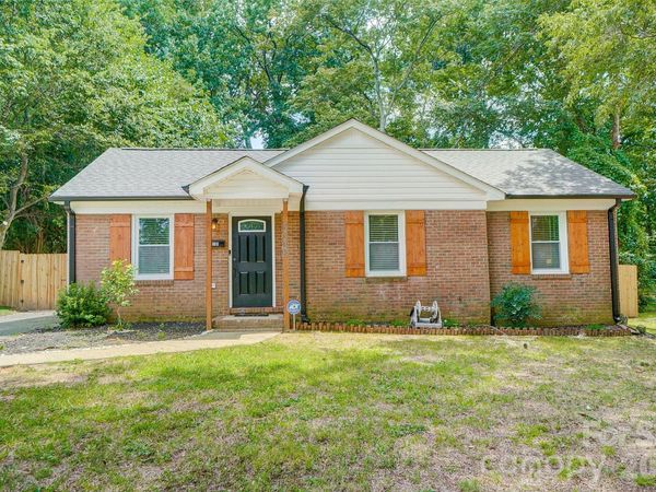 6608 Rosecran Drive, Charlotte, NC 28215