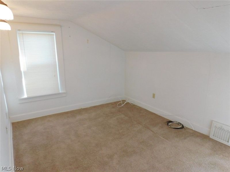 303 S Market Street, Jefferson, OH 44047 Photo 13