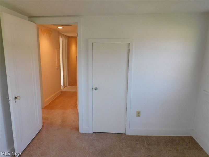 303 S Market Street, Jefferson, OH 44047 Photo 16