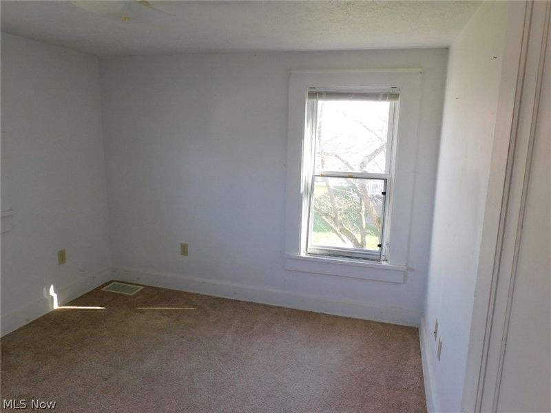 303 S Market Street, Jefferson, OH 44047 Photo 17