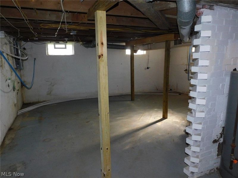 303 S Market Street, Jefferson, OH 44047 Photo 21