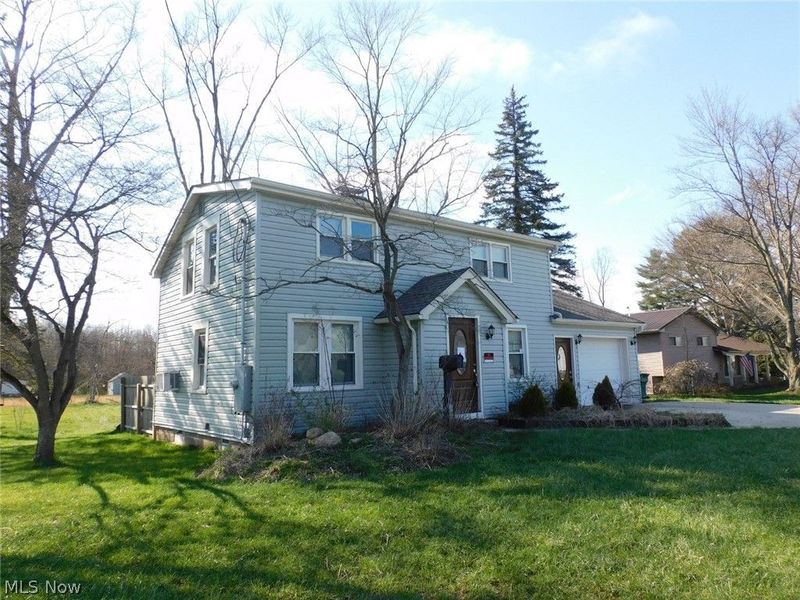 303 S Market Street, Jefferson, OH 44047 Photo 3