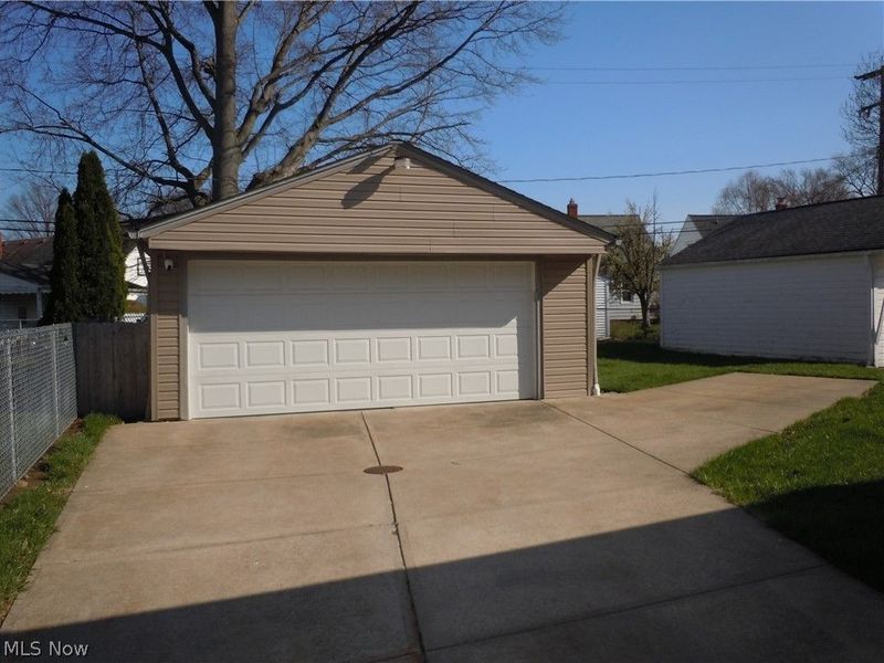 23896 Devoe Avenue, Euclid, OH 44123 Photo 10